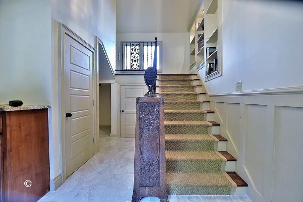 353 Pinetree Road Hamilton, GA 31811 - Photo 23 of 34 Primary Bedroom Stairs
