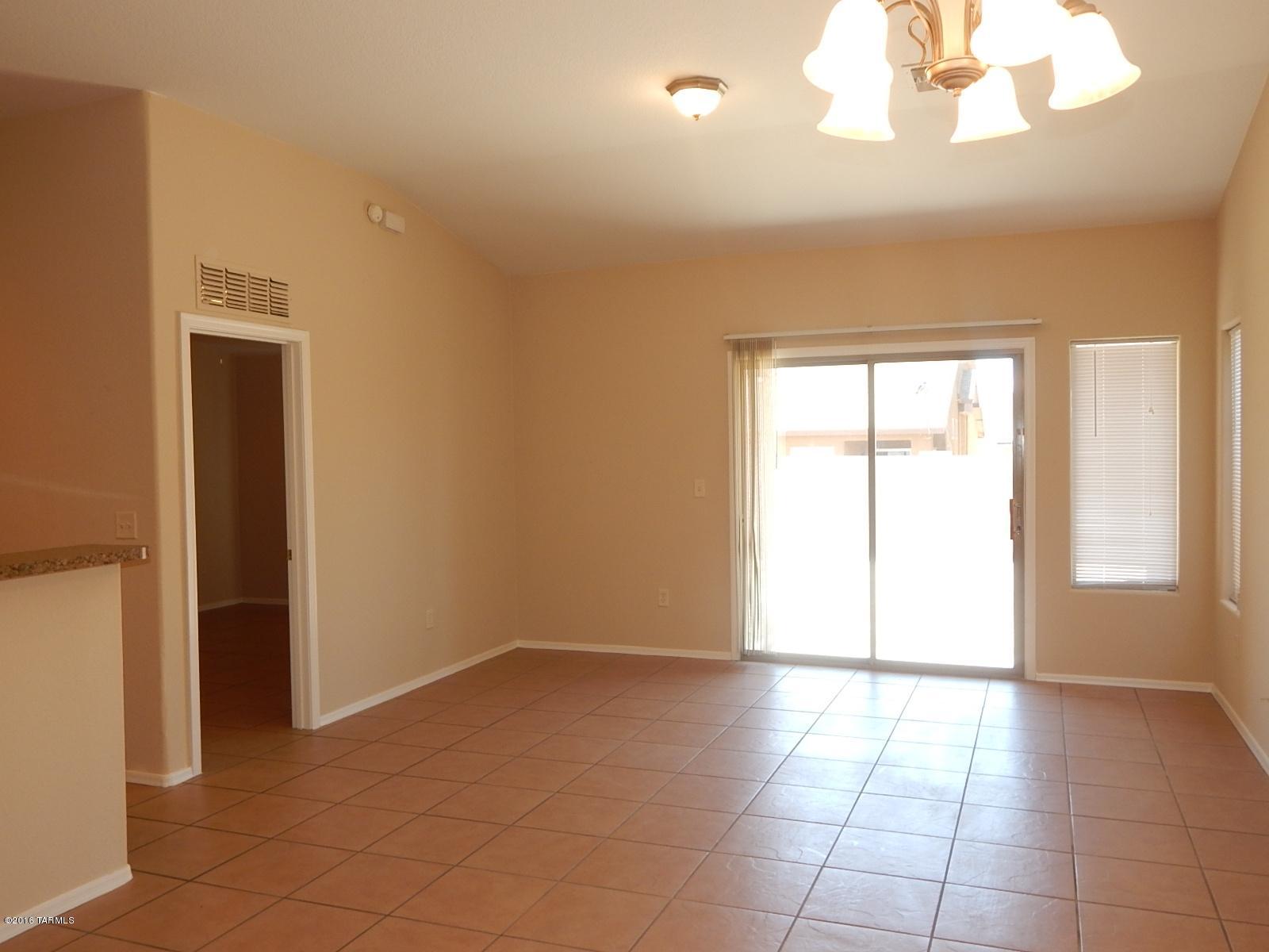 5992 South Avenida Ribero Tucson, AZ 85706 - Photo 2 of 20 Gallery Image 2