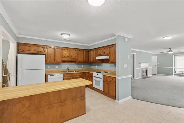 $1,325 | 2902 Running Creek Lane, Augusta, GA 30907