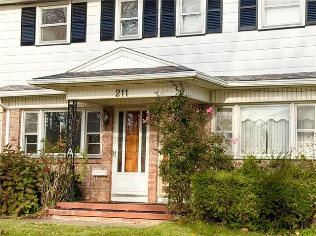 $1,600 | 211 Magnolia Avenue, East Rochester, NY 14445