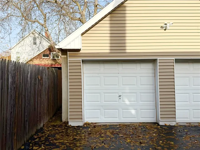 $1,600 | 211 Magnolia Avenue, East Rochester, NY 14445