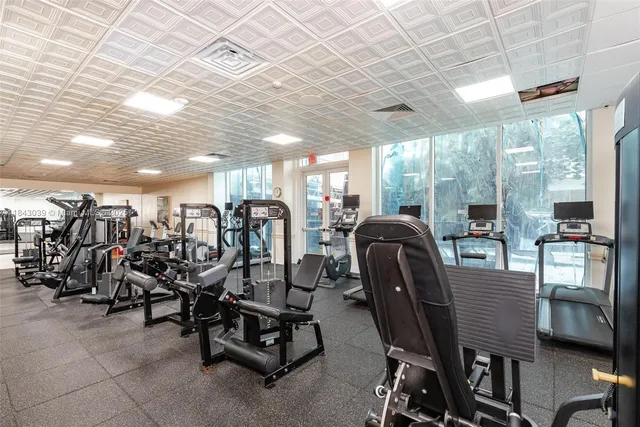 $2,500 | 2030 South Ocean Drive, Unit 1803, Hallandale Beach, FL 33009