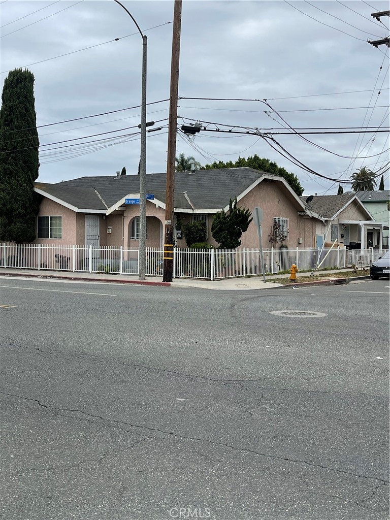 1861 Orange Avenue Long Beach, CA 90806 - Photo 3 of 4 a view of house with a outdoor space