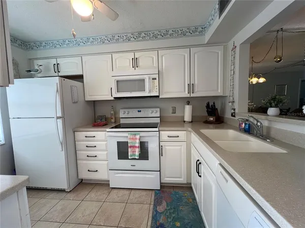 $2,000 | 3668 Trophy Boulevard, New Port Richey, FL 34655