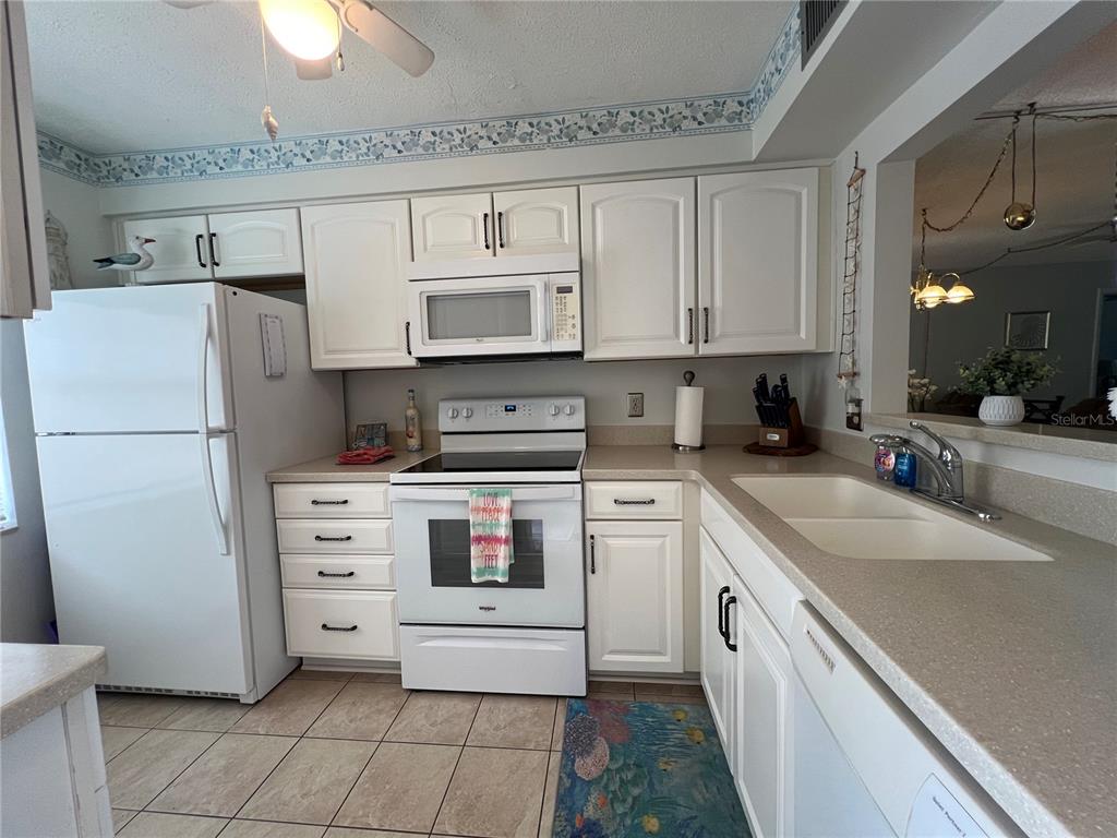 3668 Trophy Boulevard New Port Richey, FL 34655 - Photo 9 of 25