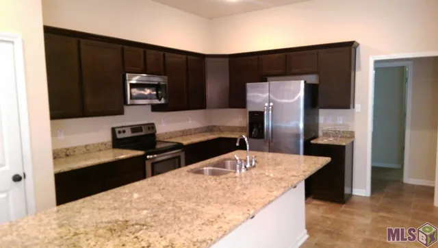 $2,200 | 8626 Aston Avenue, Baton Rouge, LA 70820