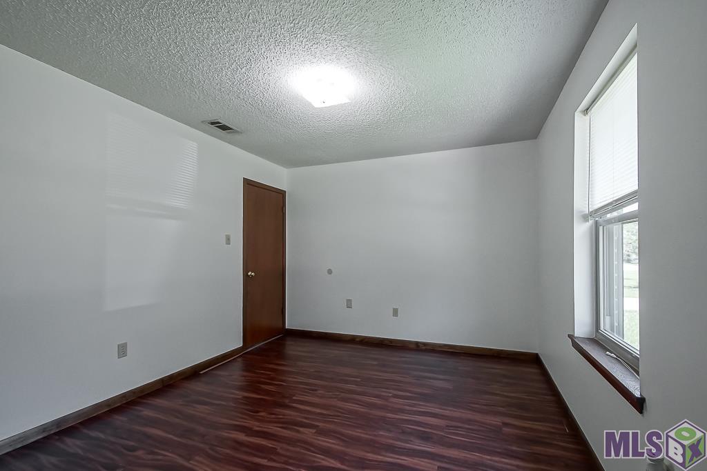 11337 Brunswick Avenue Baton Rouge, LA 70817 - Photo 12 of 20 Additional Bedroom