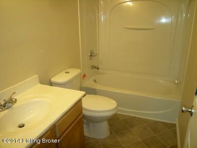 1704 Easterday Road Carrollton, KY 41008 - Photo 8 of 15 Full Bath