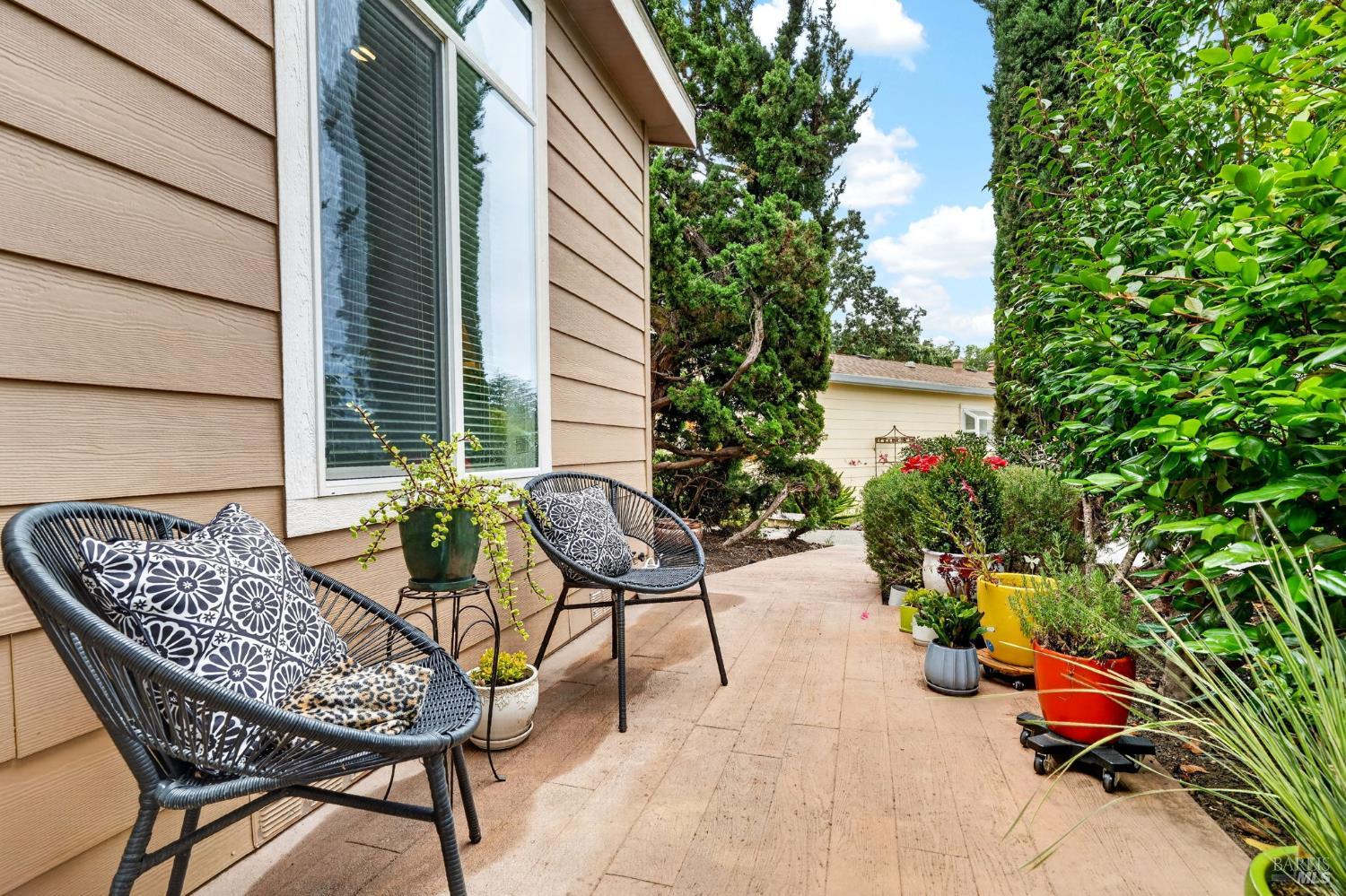 32 Springhill Court Santa Rosa, CA 95409 - Photo 35 of 46