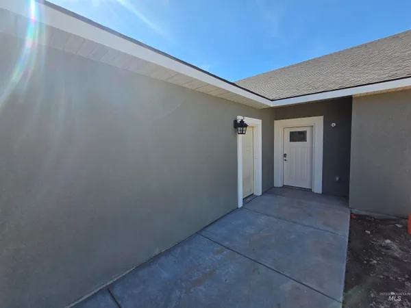 $442,999 | 40 Lakeside Loop, Burley, ID 83318