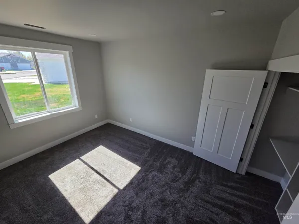 $442,999 | 40 Lakeside Loop, Burley, ID 83318