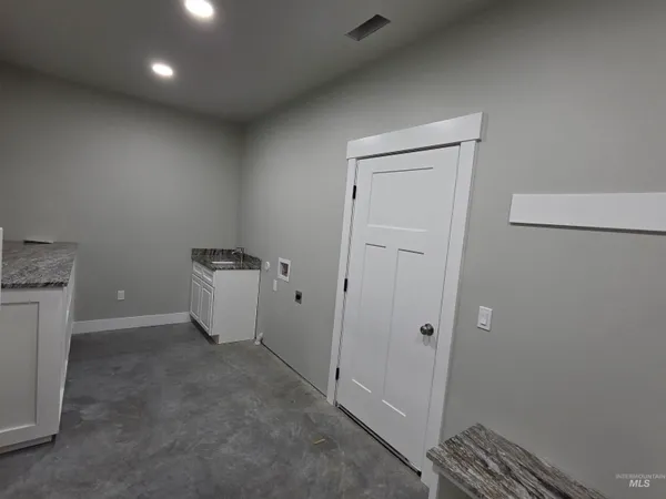$442,999 | 40 Lakeside Loop, Burley, ID 83318