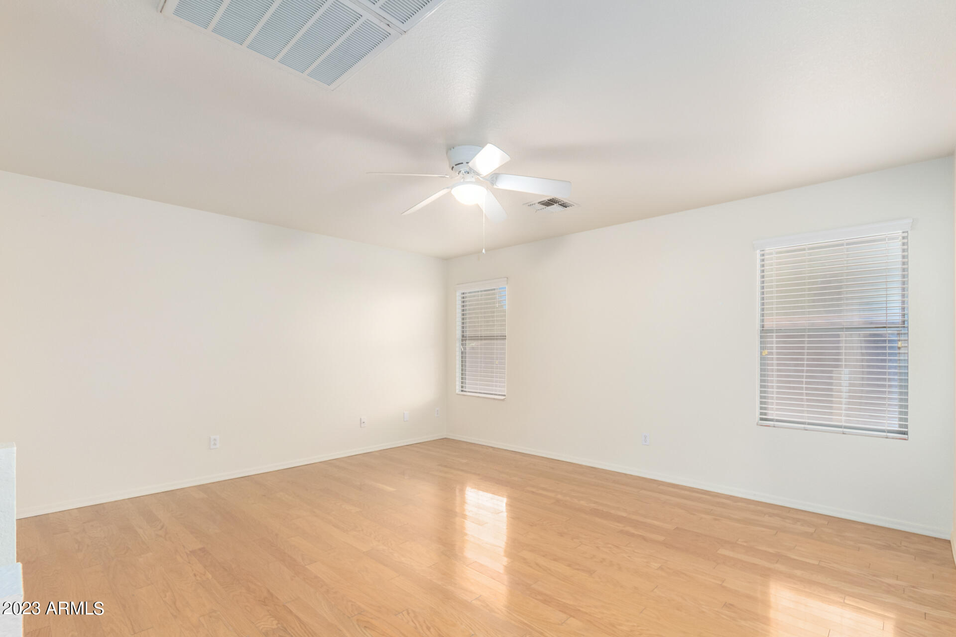 9428 West Eaton Road Phoenix, AZ 85037 - Photo 16 of 42 0020-18-Eaton