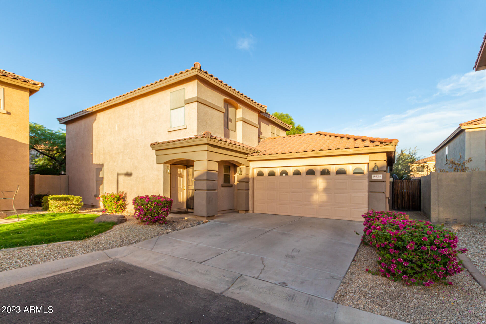 9428 West Eaton Road Phoenix, AZ 85037 - Photo 4 of 42 0008-06-Eaton