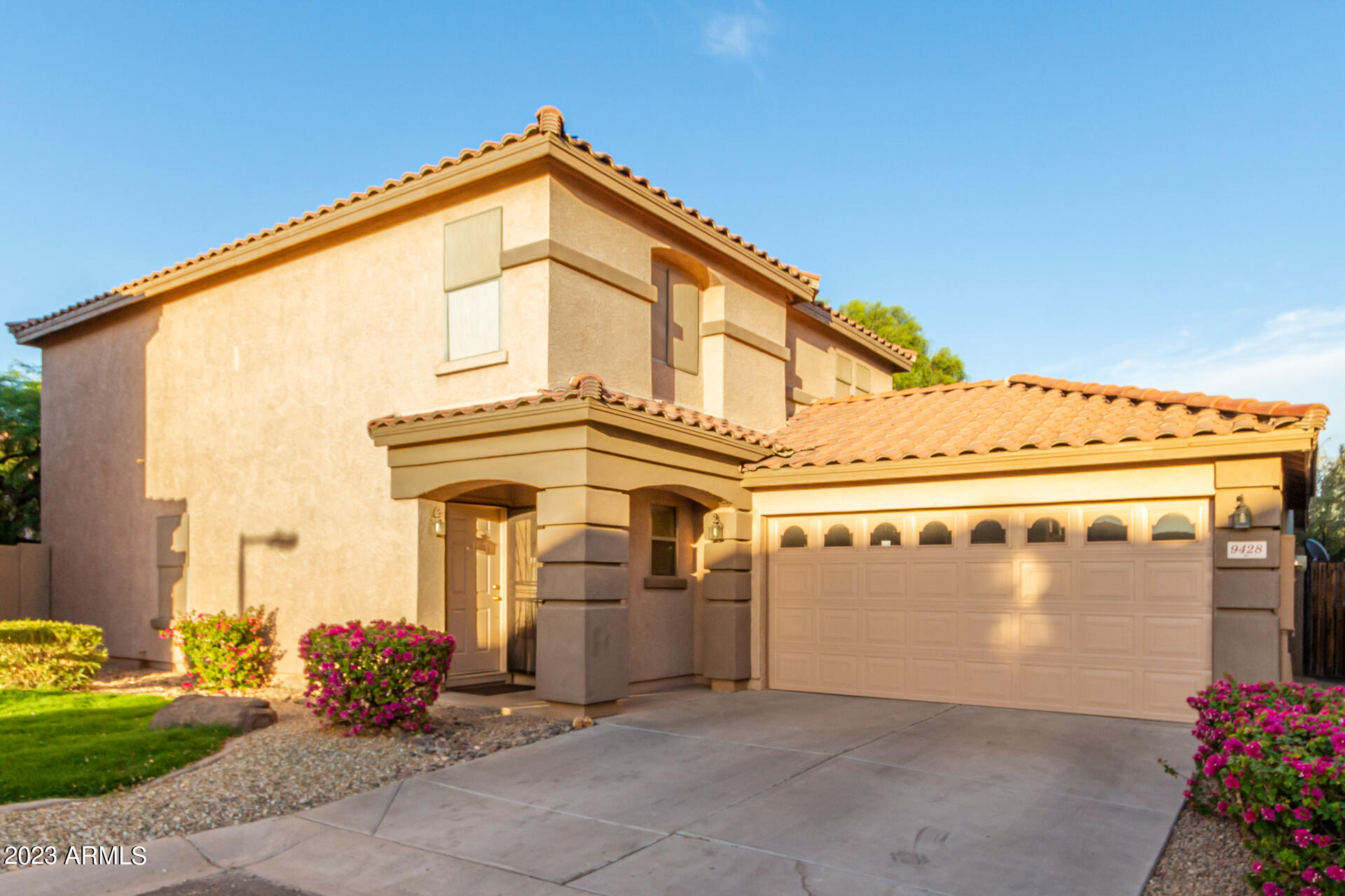 9428 West Eaton Road Phoenix, AZ 85037 - Photo 5 of 42 0009-07-Eaton