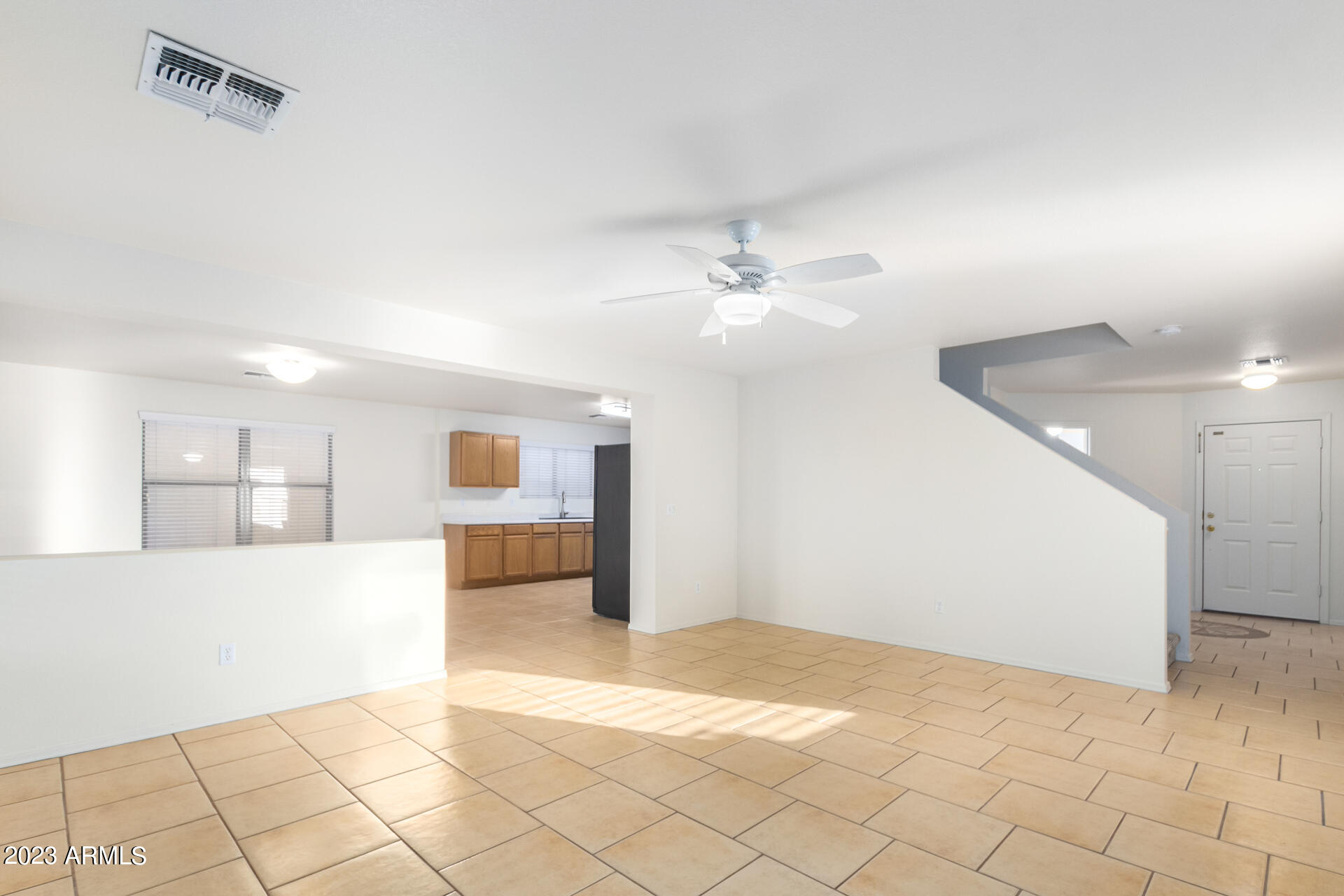 9428 West Eaton Road Phoenix, AZ 85037 - Photo 8 of 42 0012-10-Eaton