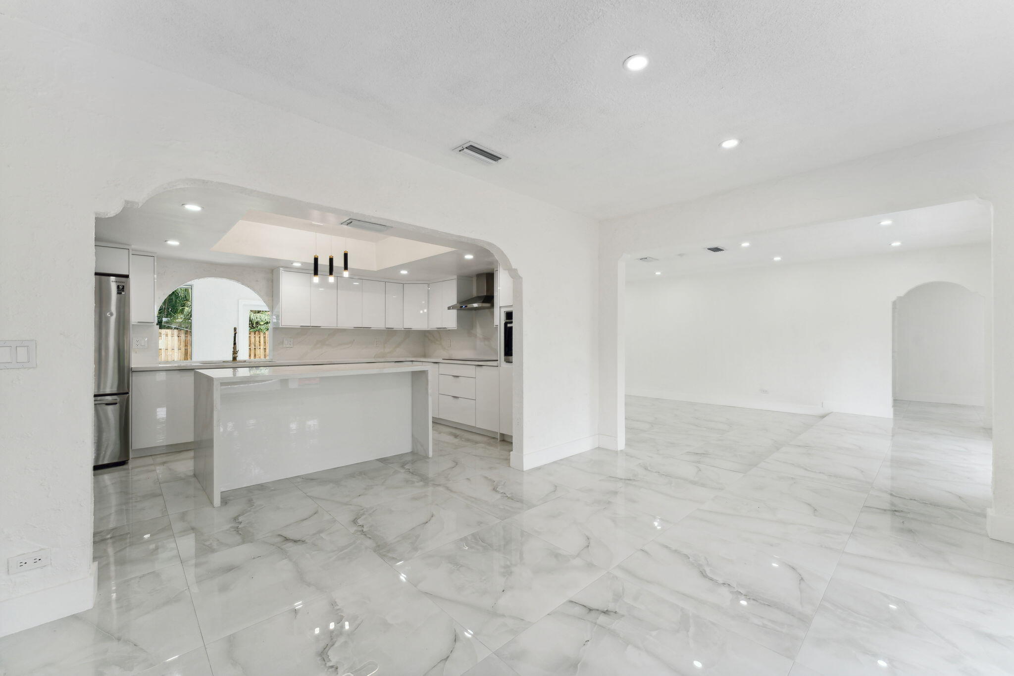 7200 Plantation Road Plantation, FL 33317 - Photo 19 of 55 54-web-or-mls-DSC00574