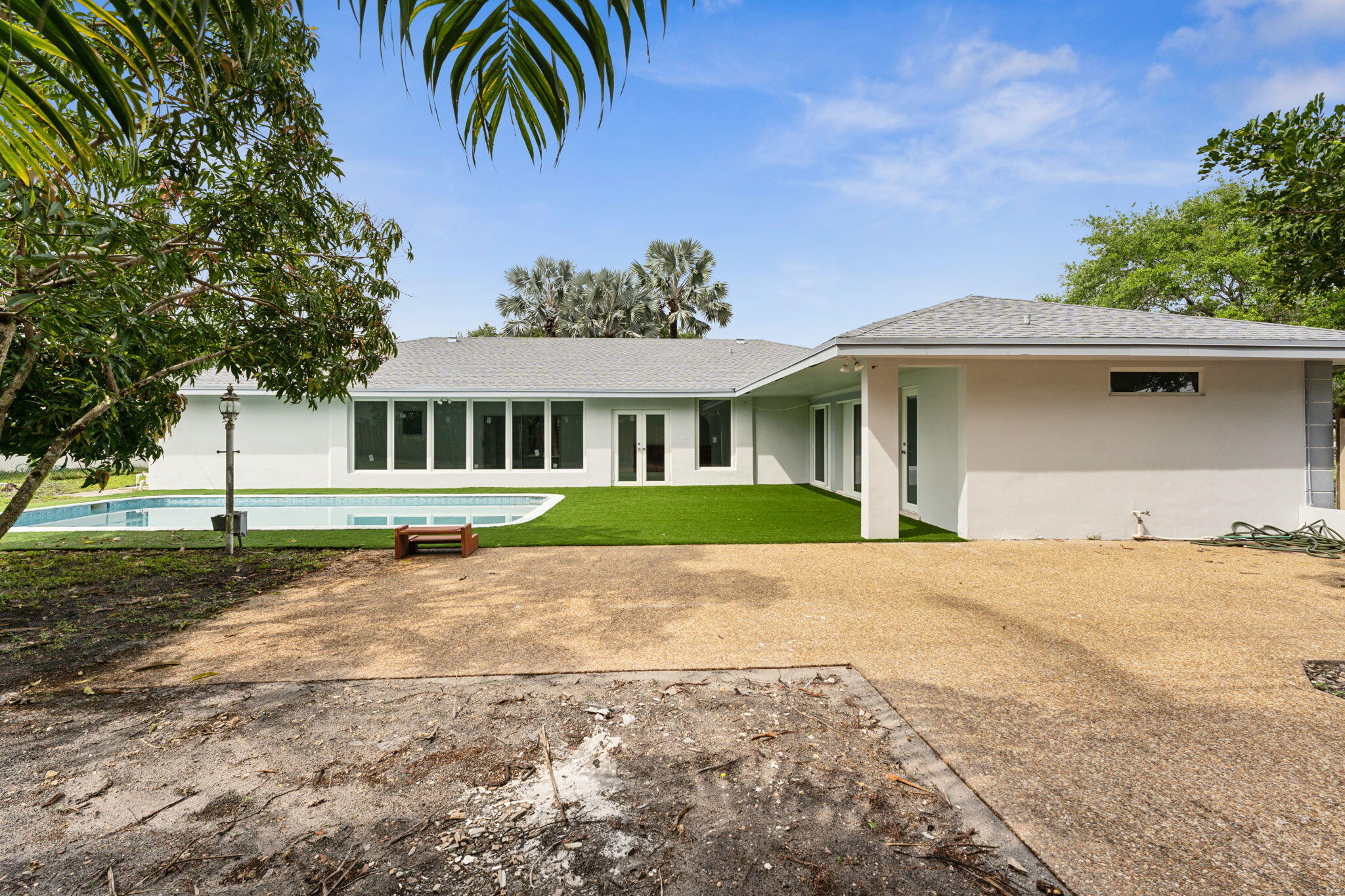 7200 Plantation Road Plantation, FL 33317 - Photo 8 of 55 large-018e7346-ab7f-7221-8637-91f050d5b5