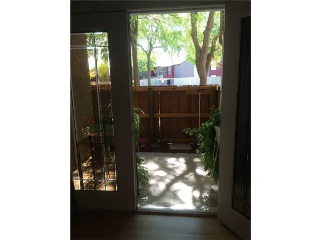 $1,150 | 5550 Spring Valley Road, Unit G12, Dallas, TX 75254