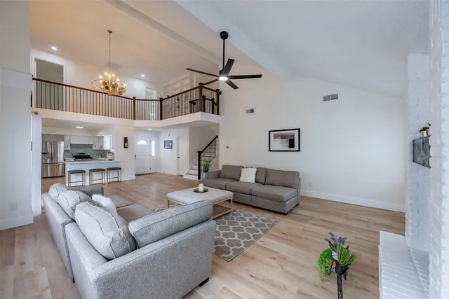 $2,300 | 12719 Ashford Knoll Drive, Houston, TX 77082