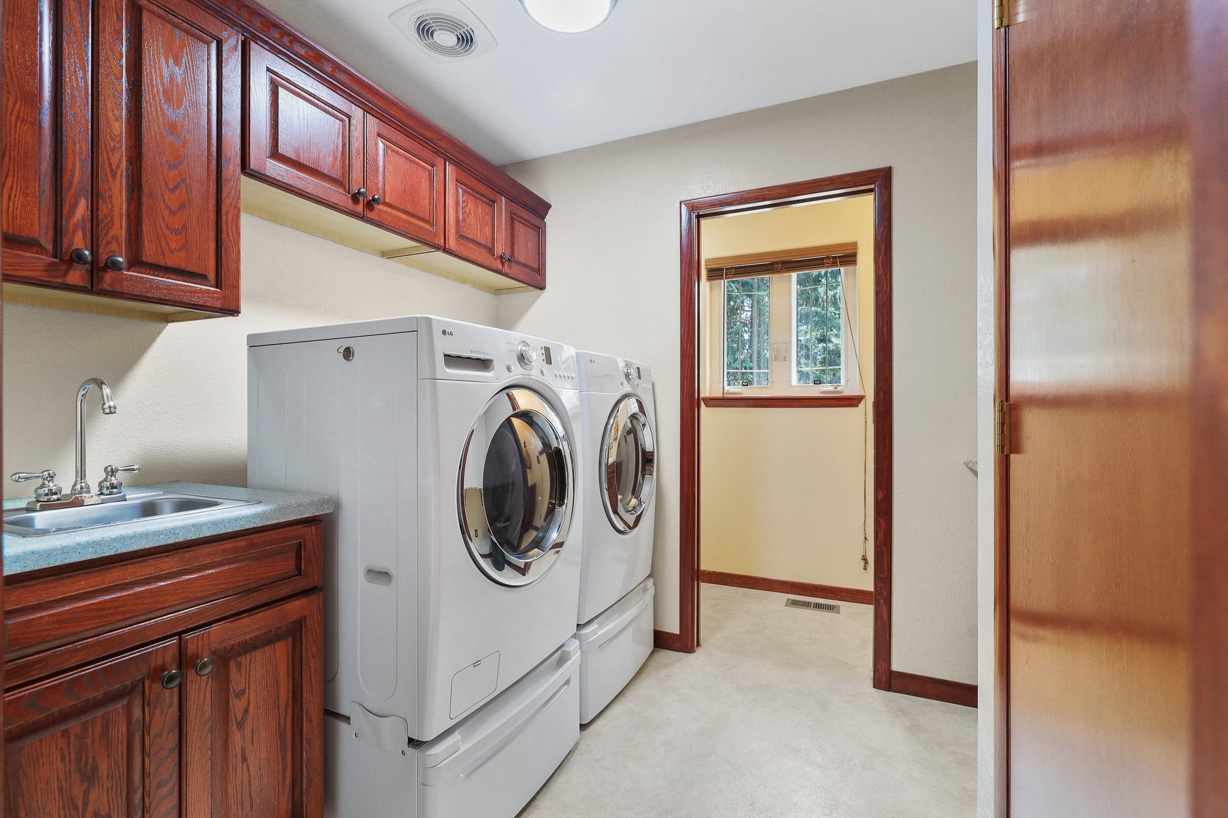 6920 North Harvard Road Newman Lake, WA 99025 - Photo 32 of 43