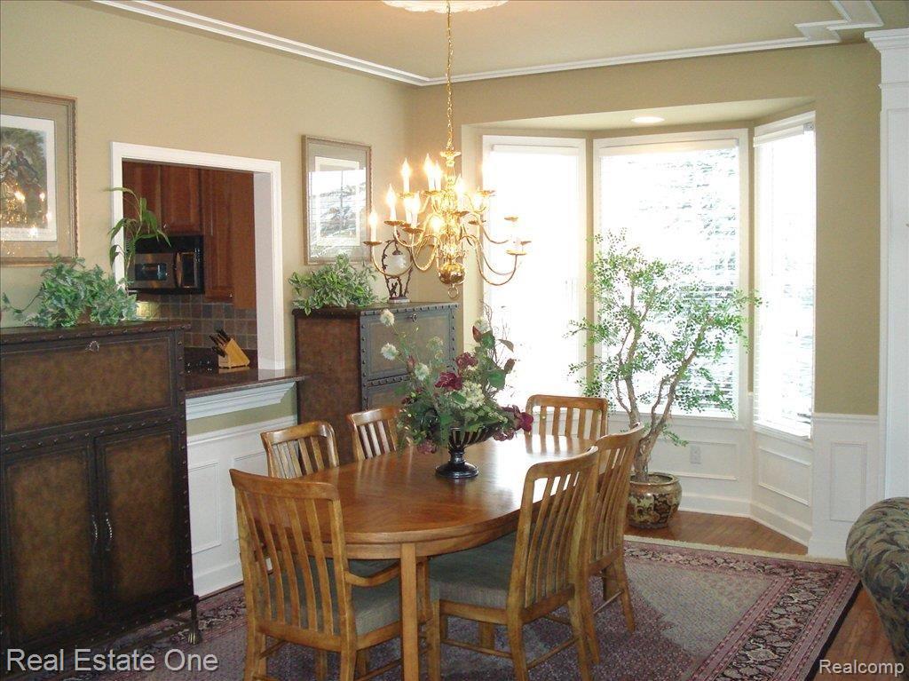 5210 Belmonte Drive, Unit 20 Rochester, MI 48306 - Photo 9 of 25 Formal Dining Room