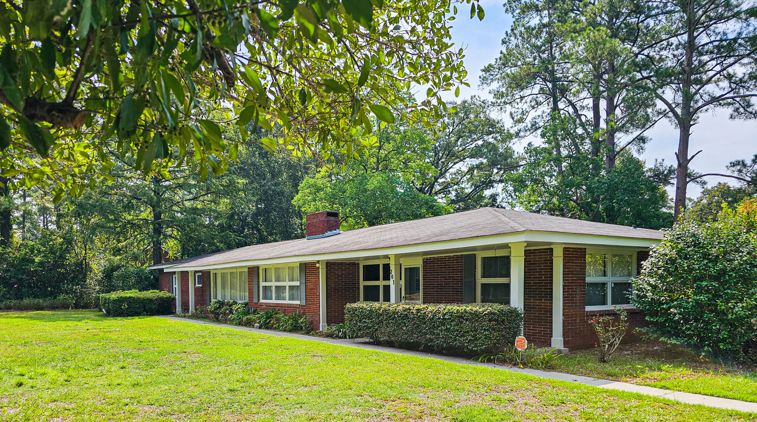 201 Overhill Road Walterboro, SC 29488 - Photo 2 of 75 20260825_110011
