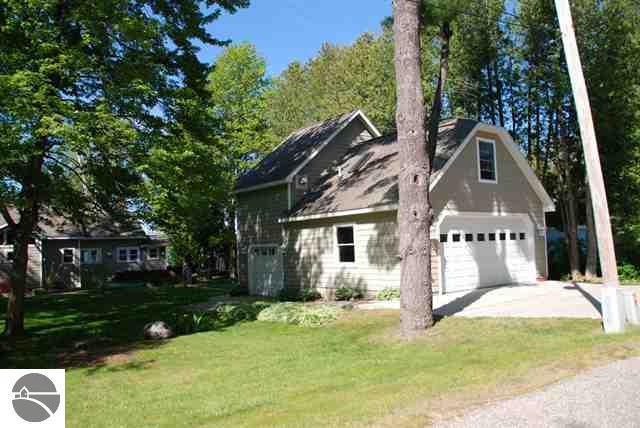 6970 Carter Road Beulah, MI 49617 - Photo 2 of 23 1736340-1.JPG