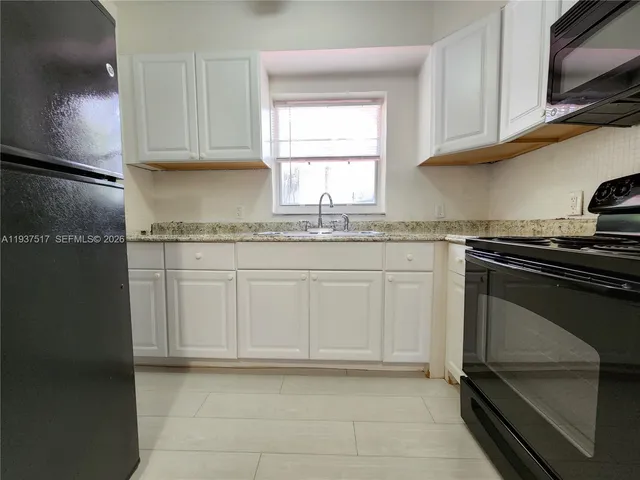 $2,600 | 8335 Northeast 3rd Avenue, Unit 1, Miami, FL 33138