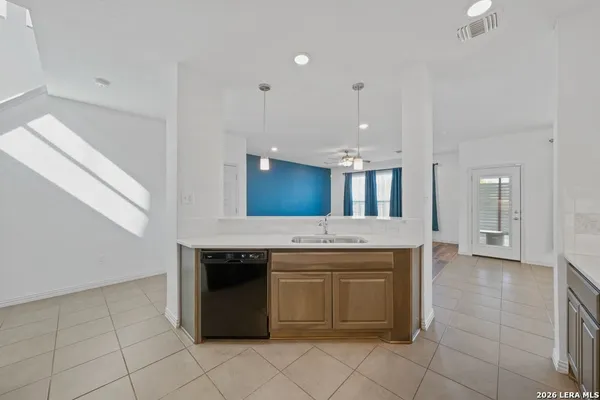 $1,625 | 9683 Shorebird Lane, San Antonio, TX 78245