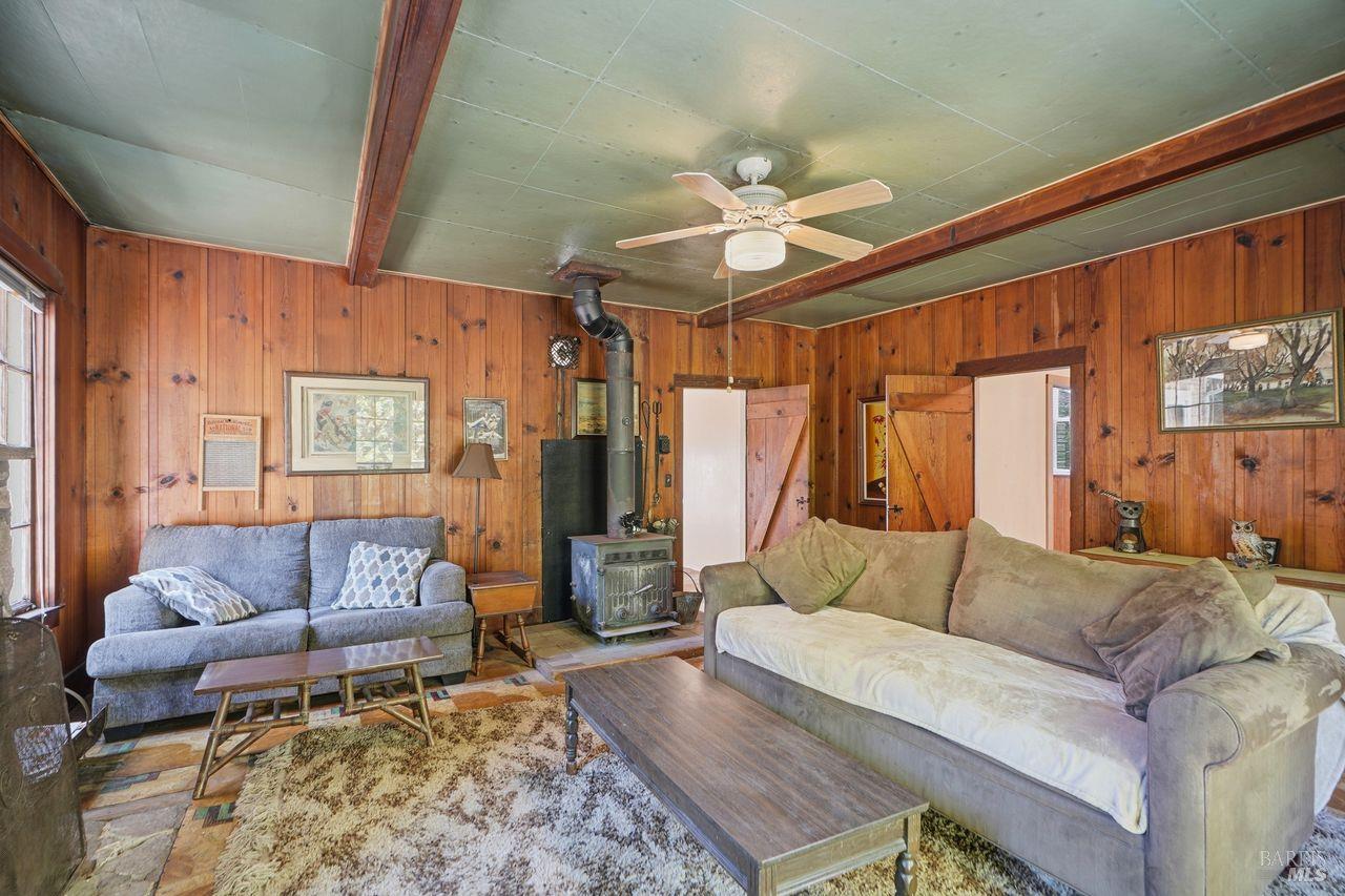 886 Montgomery Road Sebastopol, CA 95472 - Photo 13 of 37