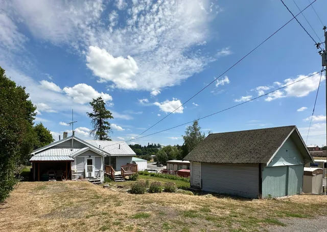 $209,000 | 521 North Ramsey Street, Tekoa, WA 99033