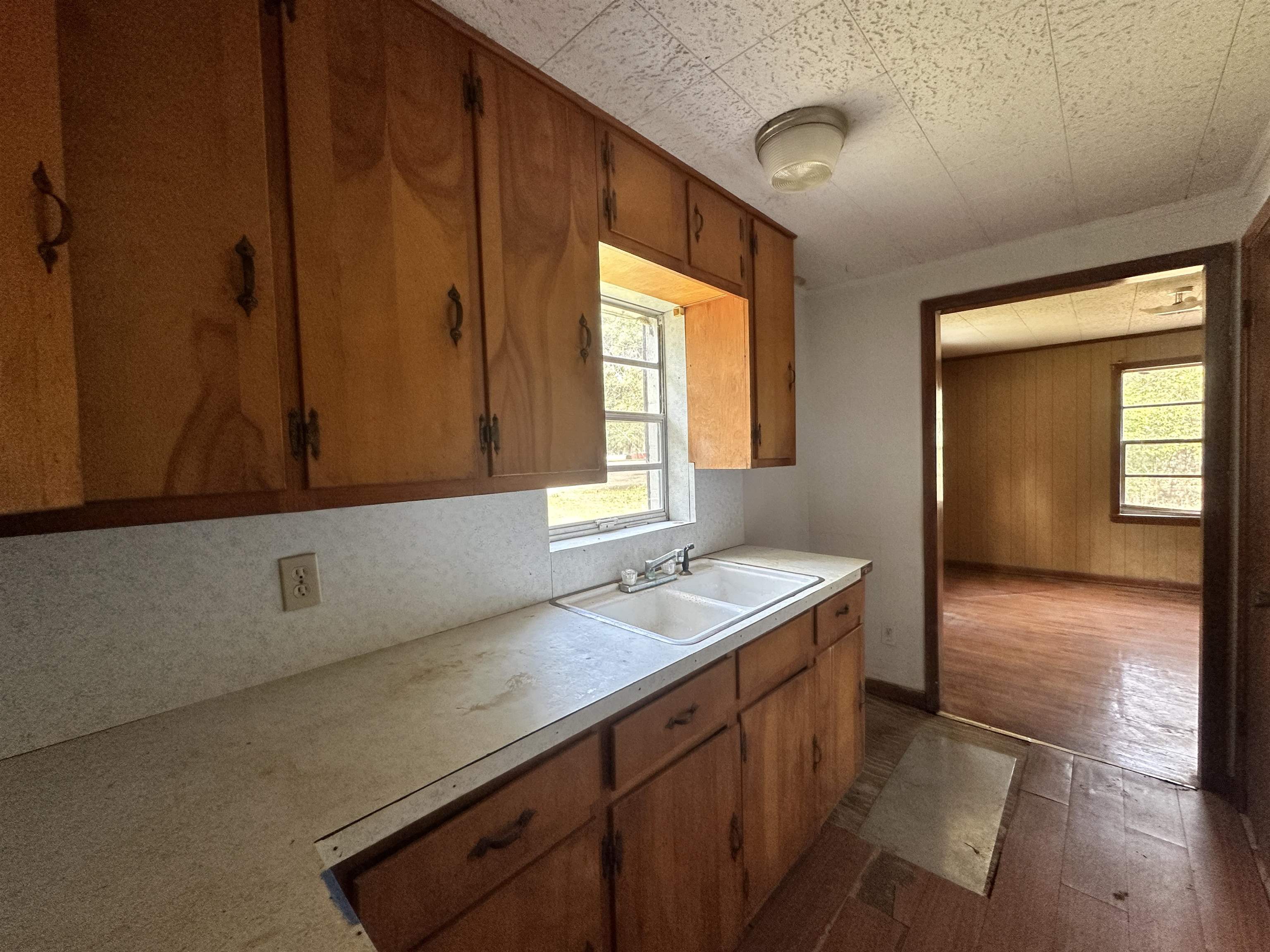 5690 Sunlight Road Malone, FL 32445 - Photo 10 of 20