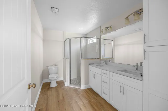 $1,390,000 | 207-237 Hidden Wds Place, Melbourne, FL 32901