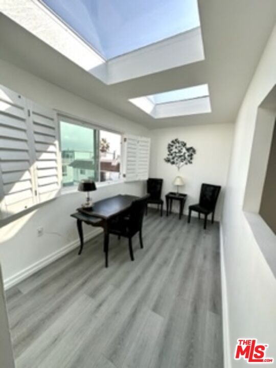 14 Mast Street Marina del Rey, CA 90292 - Photo 37 of 56 a living room with furniture and a table