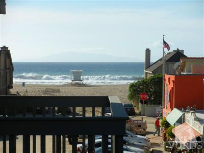 3058 Sunset Lane Oxnard, CA 93035 - Photo 1 of 10 a view of a balcony with an outdoor space