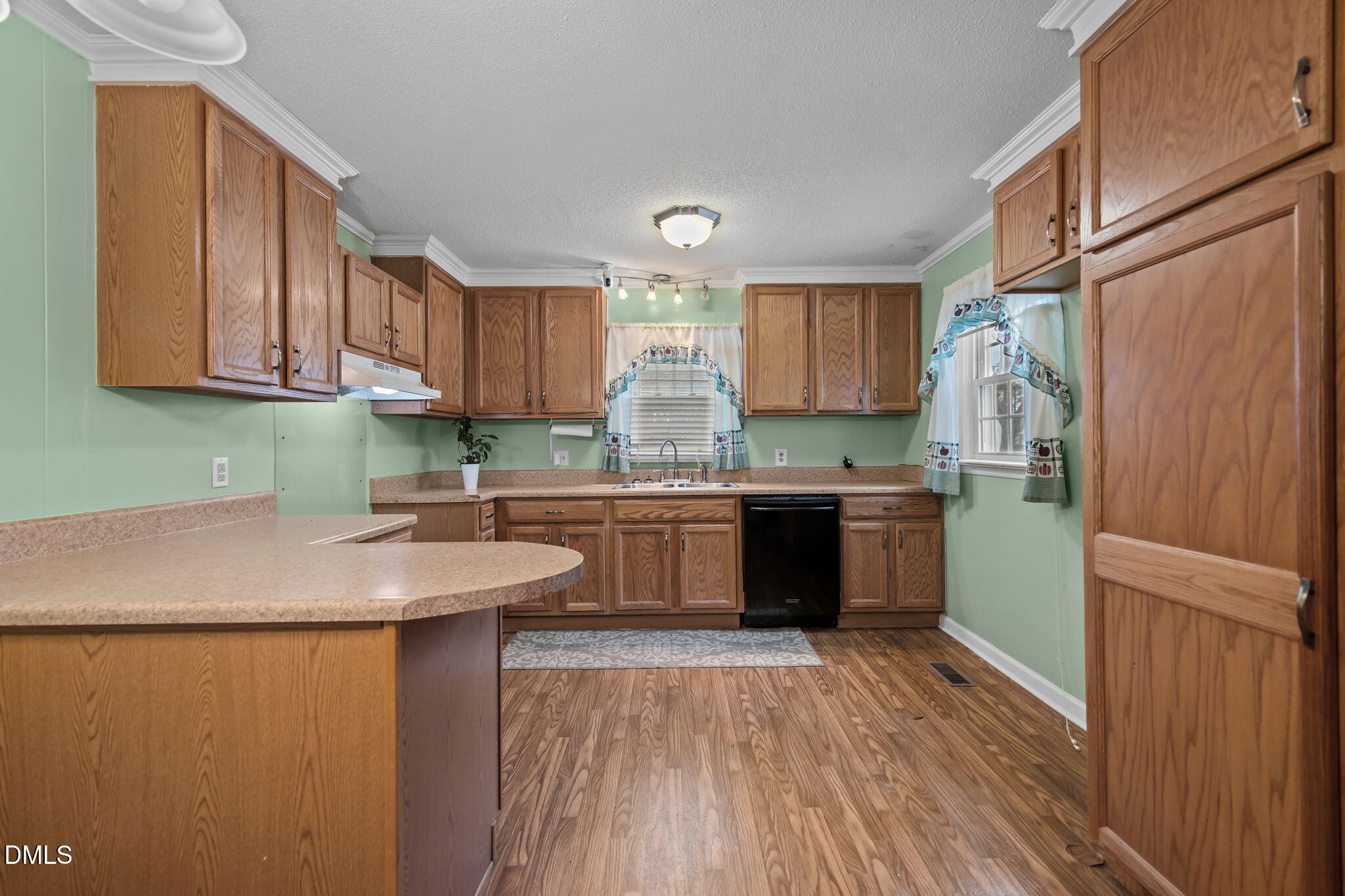 1416 Beauty Avenue Raleigh, NC 27610 - Photo 6 of 28 15-web-or-mls-IMG_9002