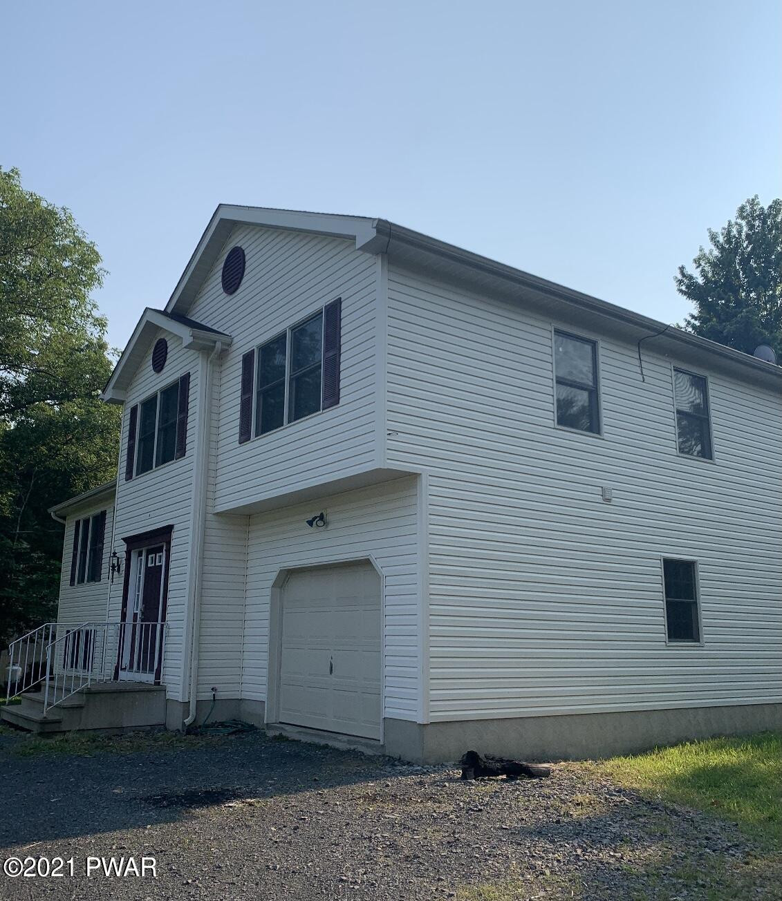 4764 Pine Ridge Drive West Bushkill, PA 18324 - Photo 2 of 20