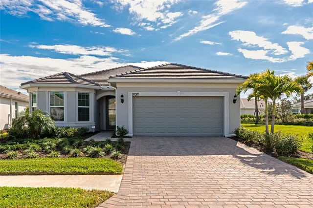 $745,000 | 10317 Sun Isle Drive, Englewood, FL 34223