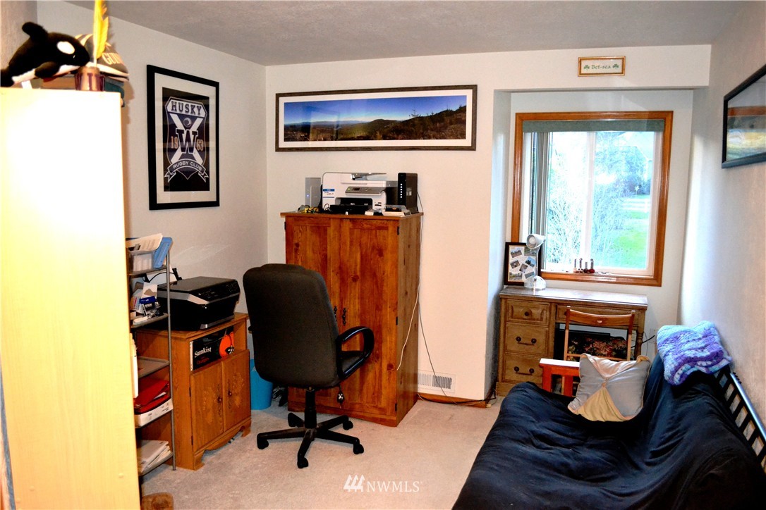23656 Seatter Road Northeast Kingston, WA 98346 - Photo 22 of 24 Gallery Image 22