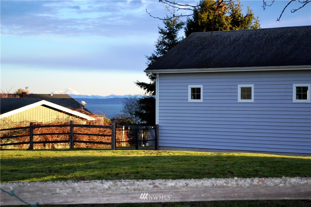 23656 Seatter Road Northeast Kingston, WA 98346 - Photo 23 of 24 Gallery Image 23