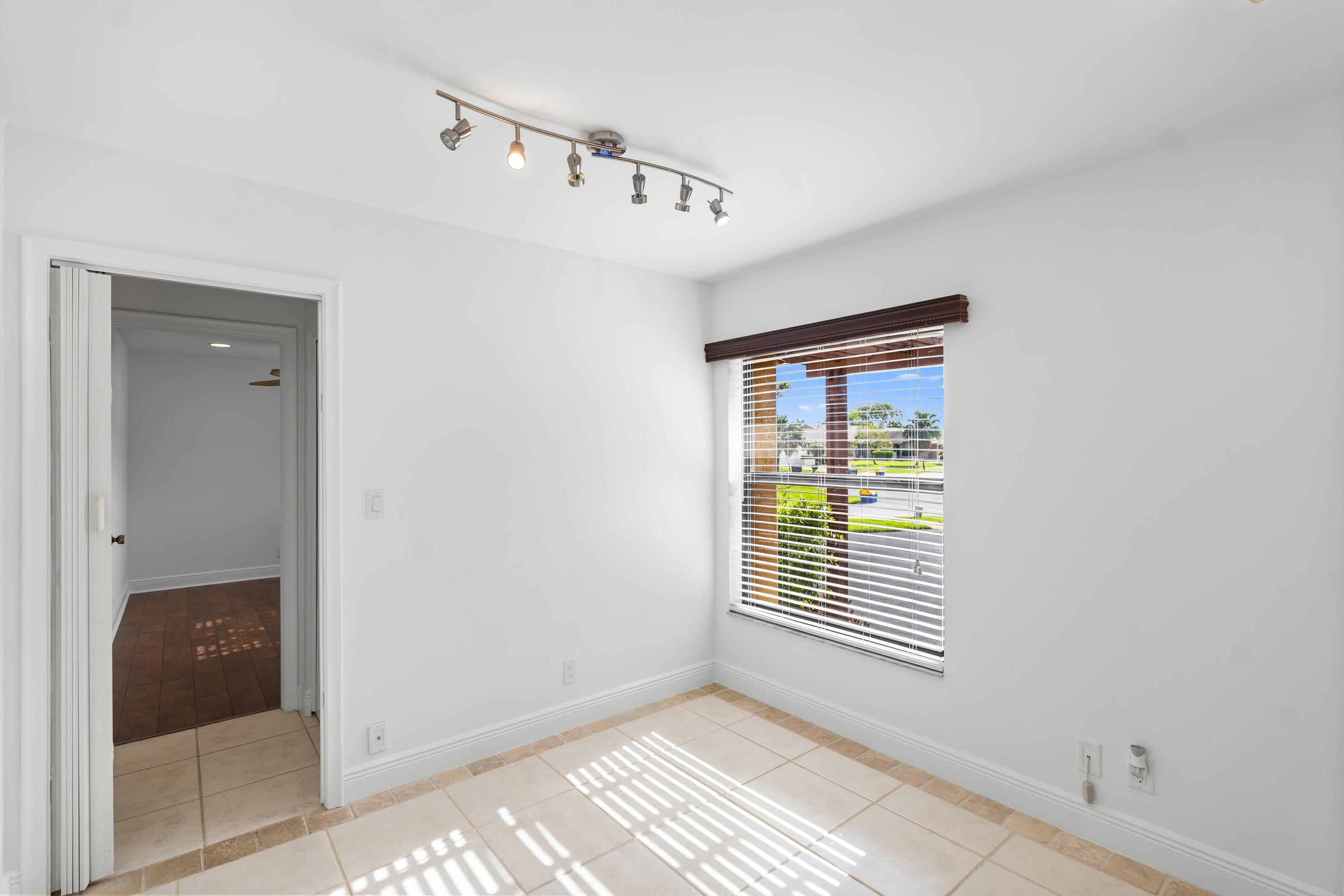 18051 104th Terrace South Boca Raton, FL 33498 - Photo 23 of 36 DSC08089