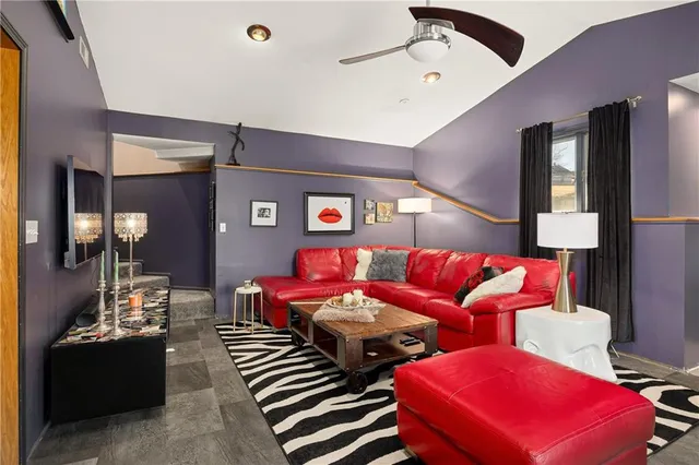 $519,900 | 8661 County Road 427, Savannah, MO 64485