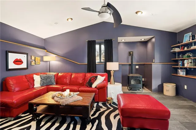 $519,900 | 8661 County Road 427, Savannah, MO 64485