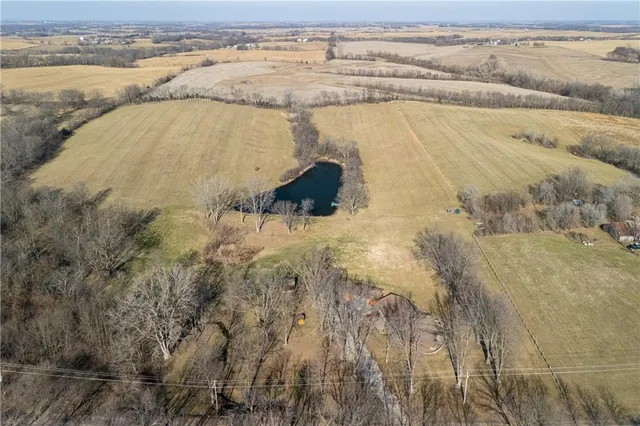$519,900 | 8661 County Road 427, Savannah, MO 64485