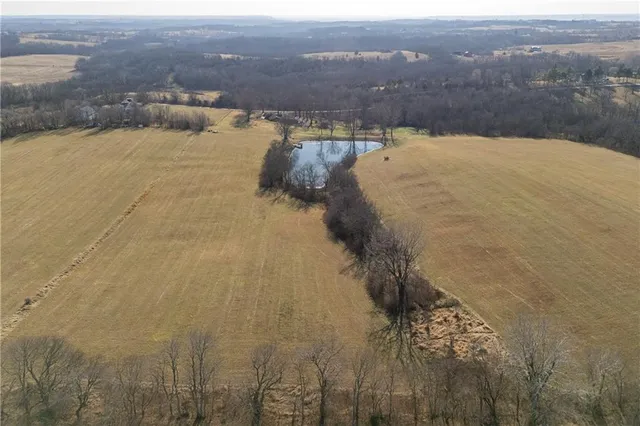 $519,900 | 8661 County Road 427, Savannah, MO 64485