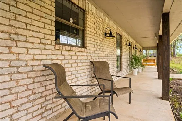 $389,500 | 1240 Lake Drive, Woodworth, LA 71485
