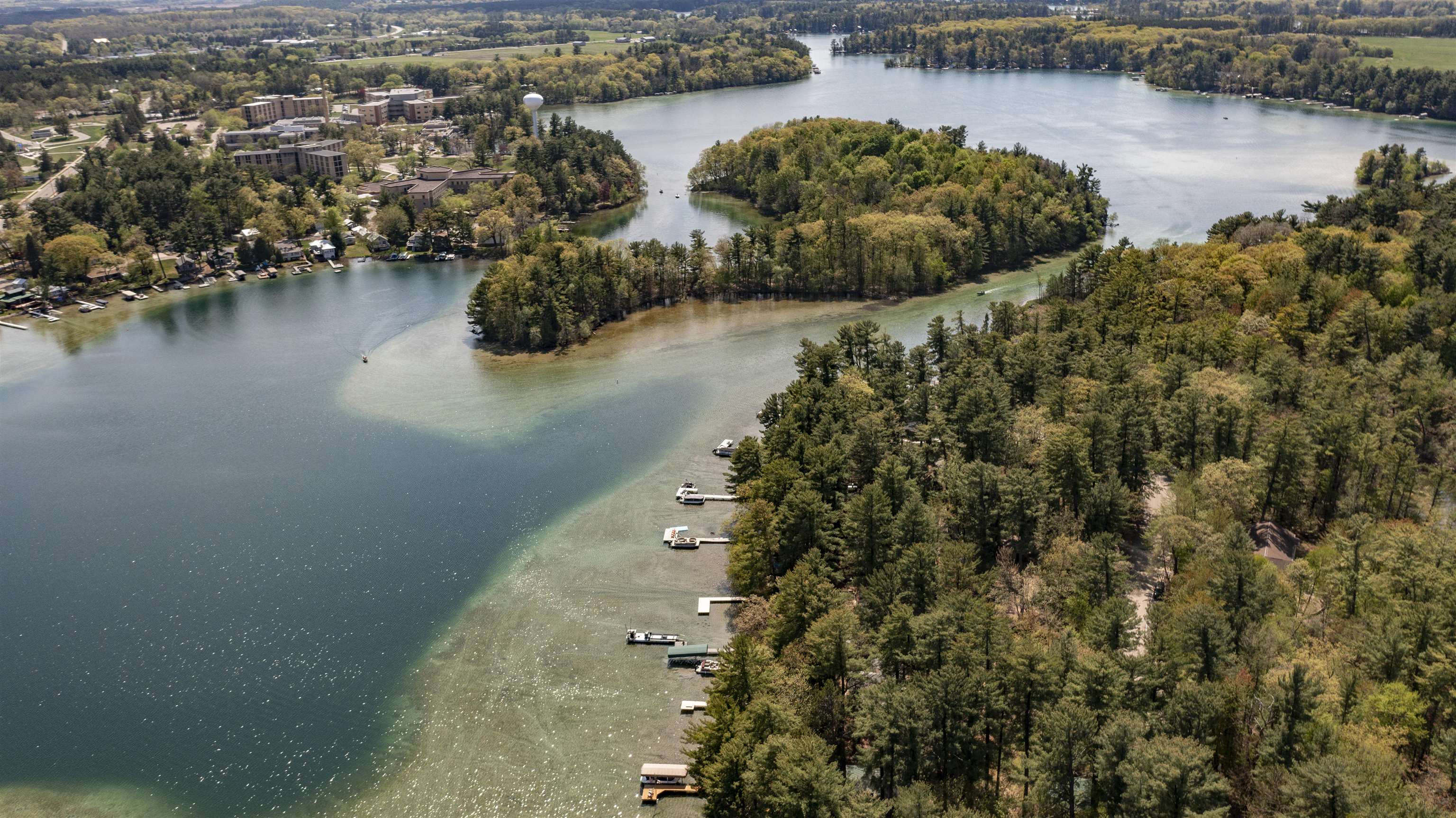 E1747 Pine Ridge Lane Waupaca, WI 54981 - Photo 11 of 25