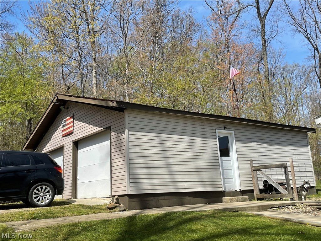 8874 Middle Run Road Dover, OH 44622 - Photo 6 of 29 Gallery Image 6