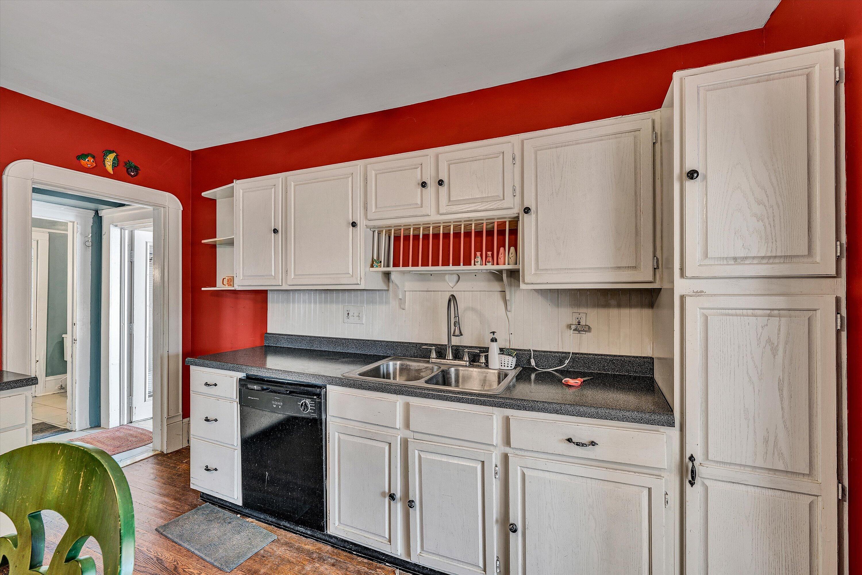 624 South Maple Street Vinton, VA 24179 - Photo 11 of 40 a kitchen with stainless steel appliances granite countertop a refrigerator sink and stove
